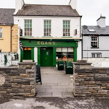 Egan's Bar Lejlighed